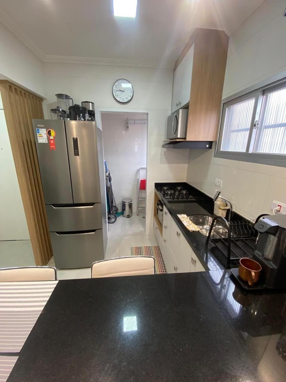 Canto Forte- Suite C/Varanda - Ate 5 Hospedes- Garagem - Wi Fi E 200 Metros Da Praia, 50 Metros Da Av Gastronomica Da Pg Praia Grande (Santos) Eksteriør bilde