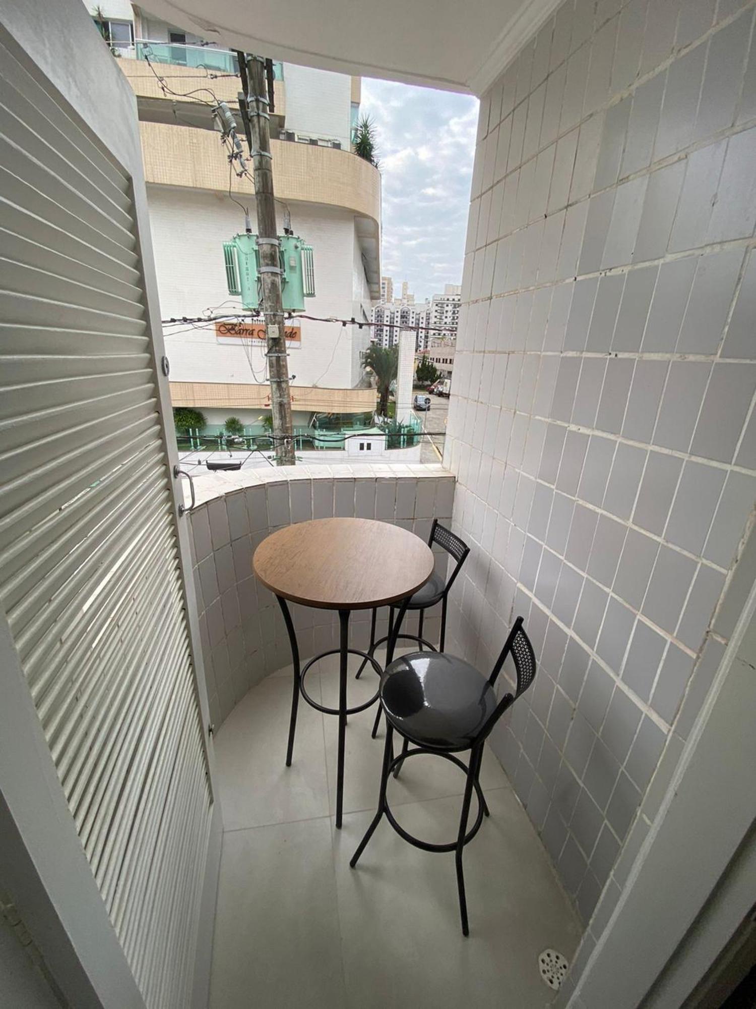 Canto Forte- Suite C/Varanda - Ate 5 Hospedes- Garagem - Wi Fi E 200 Metros Da Praia, 50 Metros Da Av Gastronomica Da Pg Praia Grande (Santos) Eksteriør bilde