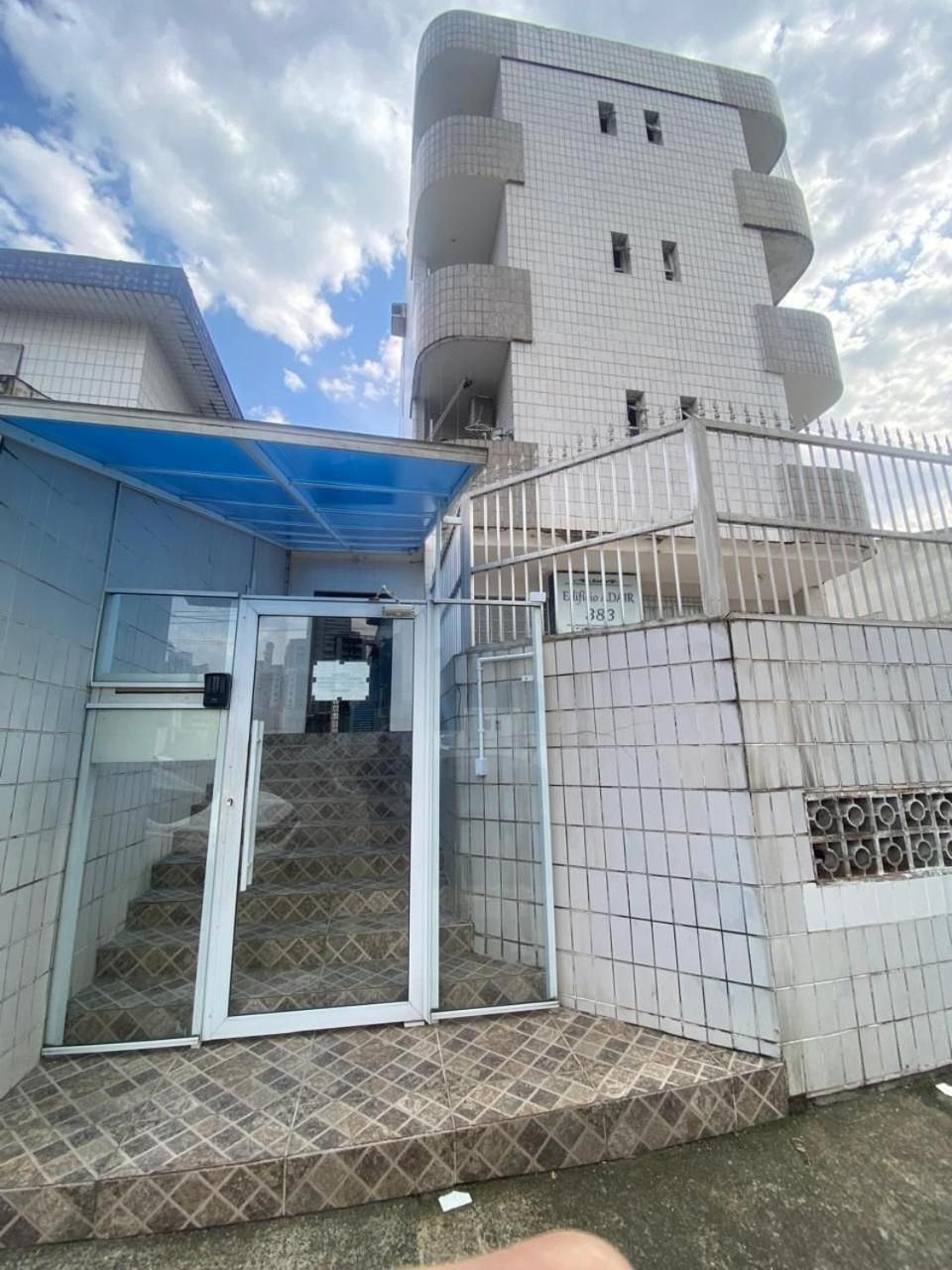 Canto Forte- Suite C/Varanda - Ate 5 Hospedes- Garagem - Wi Fi E 200 Metros Da Praia, 50 Metros Da Av Gastronomica Da Pg Praia Grande (Santos) Eksteriør bilde